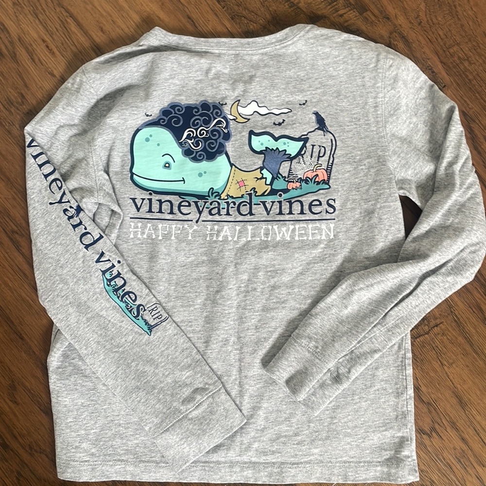 Kids Halloween vineyard vines long sleeve M